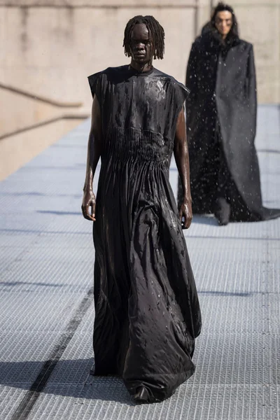 Look 69